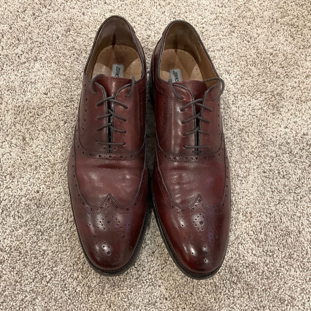 Johnston & Murphy men’s size 13M maroon Tyndall wingtip Oxford